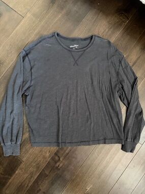 Universal Thread Long Sleeve T Shirt